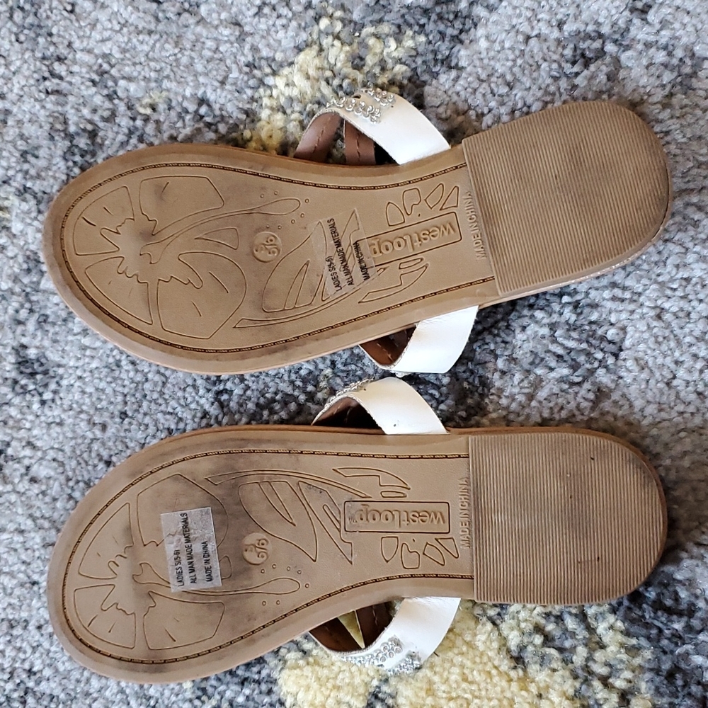 Woman's sandals - Picture 2 of 2